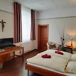 Szálloda Gaestehaus Schweiklberg Vilshofen an der Donau