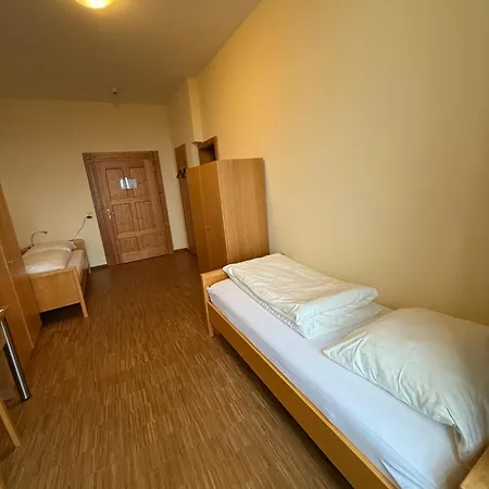Gaestehaus Schweiklberg * Vilshofen an der Donau